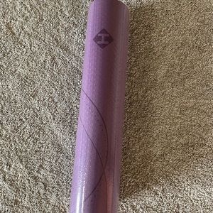New Hinge Health Yoga Mat